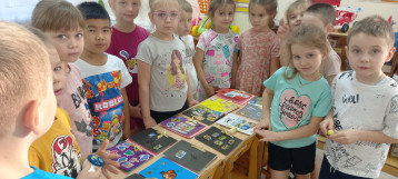 Скрапбукинг в подготовительной "А" группе Скрапбукинг в подготовительной "А" группе.